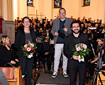 Die Mitwirkenden nach dem Konzert am 9. Mai 0226